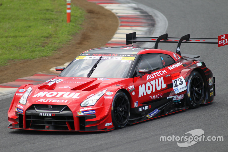 #23 MOTUL AUTECH GT-R