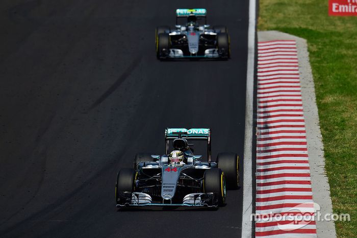 Lewis Hamilton, Mercedes AMG F1 W07 Hybrid