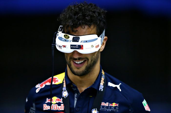 Daniel Ricciardo, Red Bull Racing carrera de drone