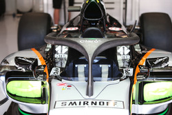 Sahara Force India F1 VJM09 mit dem Cockpitschutz Halo
