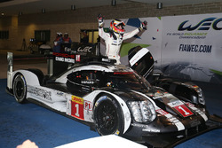 #1 Porsche Team Porsche 919 Hybrid