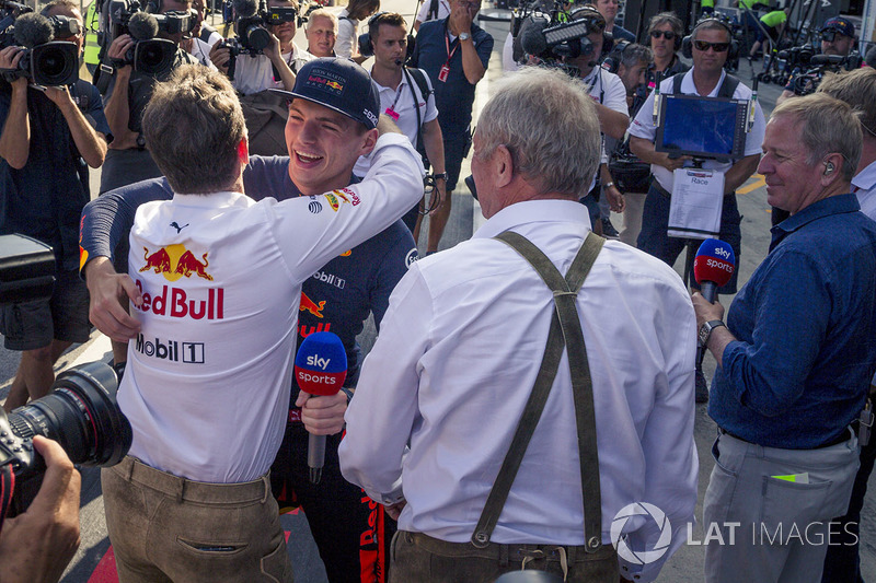 Race winner Max Verstappen, Red Bull Racing celebrates with Christian Horner, Red Bull Racing Team Principal and Dr Helmut Marko, Red Bull Motorsport Consultant