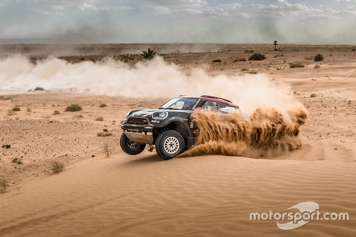 Maratón Etapa 7: 13 de enero, La Paz – Uyuni 726 km coches y motos (425 de especial)/ 669 camiones (368 de especial)