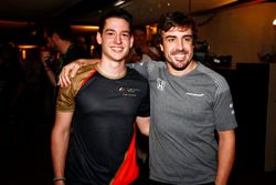 Cem Bolukbasi, Fernando Alonso, McLaren  in the E-Sports arena