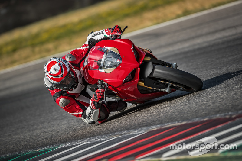 La Ducati Panigale V4 in pista