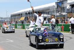 Lewis Hamilton, Mercedes-AMG F1, tijdens de rijdersparade