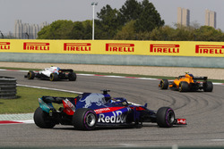 Sergey Sirotkin, Williams FW41 Mercedes, Stoffel Vandoorne, McLaren MCL33 Renault, and Brendon Hartley, Toro Rosso STR13 Honda