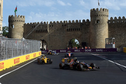 Карлос Сайнс мл., Scuderia Toro Rosso STR11