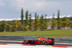 Даниэль Риккардо, Red Bull Racing RB12