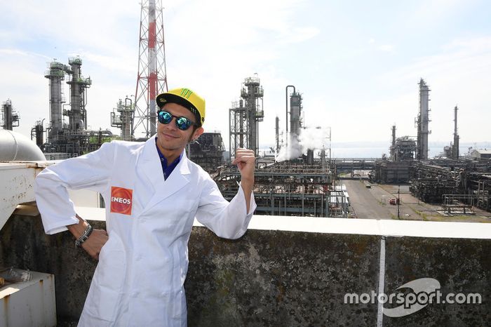 Valentino Rossi, Movistar Yamaha MotoGP visita X Refinería y el R&D Center en Yokohama