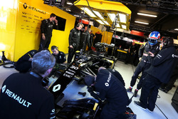 Жюльен Симон-Шотемп, Renault Sport F1 Team и Джолион Палмер, Renault Sport F1 Team