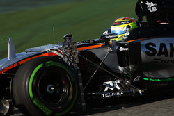 Sergio Perez, Sahara Force India F1 VJM09 unterwegs mit Sensoren am Auto