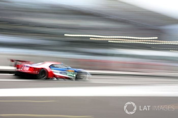 #67 Ford Chip Ganassi Racing Ford GT: Andy Priaulx, Harry Tincknell