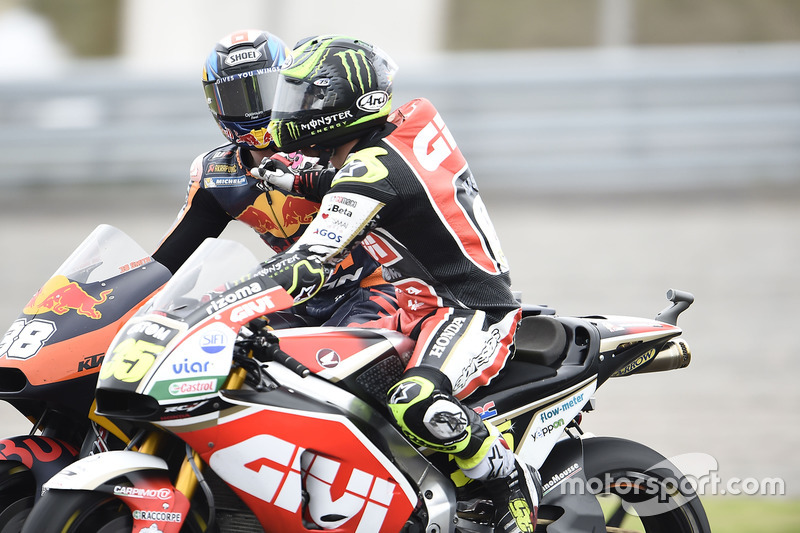 3. Cal Crutchlow, Team LCR Honda; Bradley Smith, Red Bull KTM Factory Racing