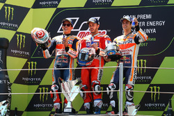 Podium : le deuxième, Marc Marquez, Repsol Honda Team, le vainqueur Andrea Dovizioso, Ducati Team, le troisième, Dani Pedrosa, Repsol Honda Team