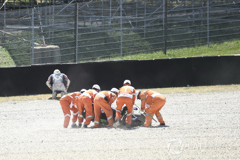 Crash, Maverick Viñales, Yamaha Factory Racing