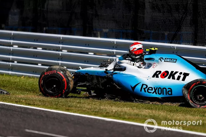 Robert Kubica, Williams FW42, se estrella en Q1