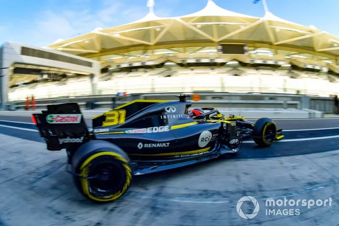 Esteban Ocon, Renault F1 Team R.S. 19 