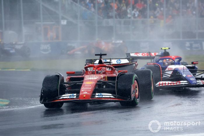 Charles Leclerc, Ferrari SF-24, Yuki Tsunoda, RB F1 Team VCARB 01