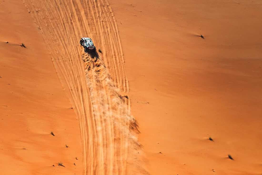 #217 X-raid Mini JCW Team Mini John Cooper Works Rally Plus: Krzysztof Hołowczyc, Łukasz Kurzeja