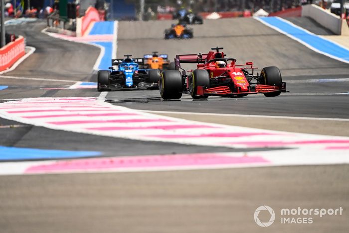 Charles Leclerc, Ferrari SF21, Fernando Alonso, Alpine A521