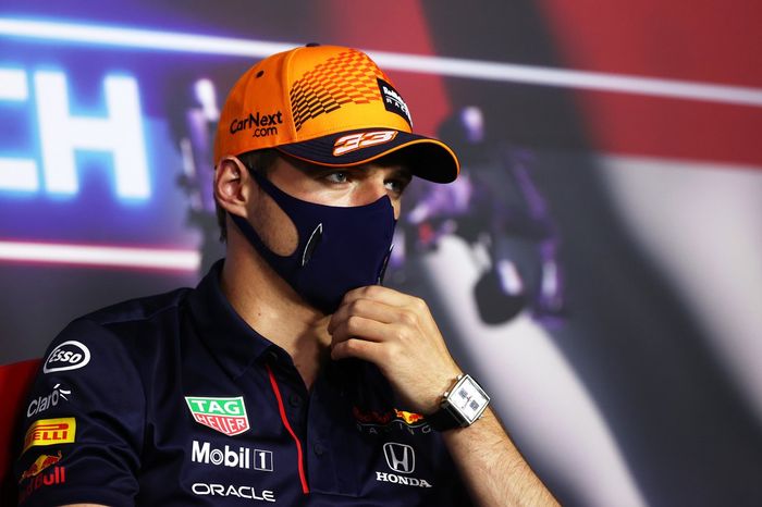 Max Verstappen, Red Bull Racing durante la conferencia de prensa