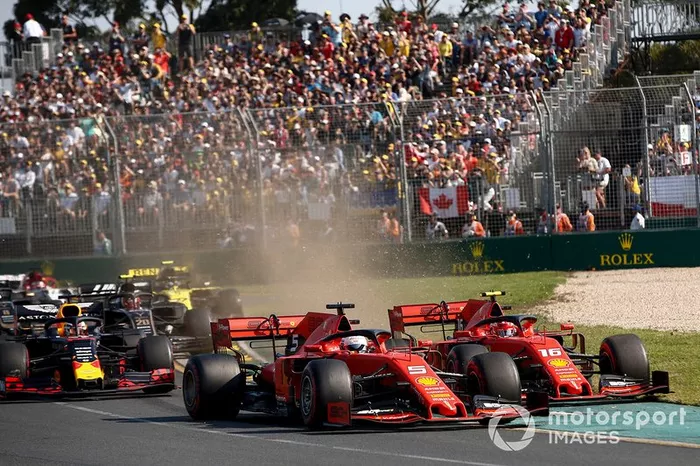 Sebastian Vettel, Ferrari SF90, Charles Leclerc, Ferrari SF90, Max Verstappen, Red Bull Racing RB15, Nico Hulkenberg, Renault F1 Team R.S. 19, y el resto de la parrilla