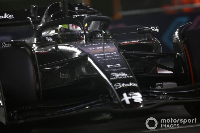 Zhou Guanyu, Alfa Romeo C43