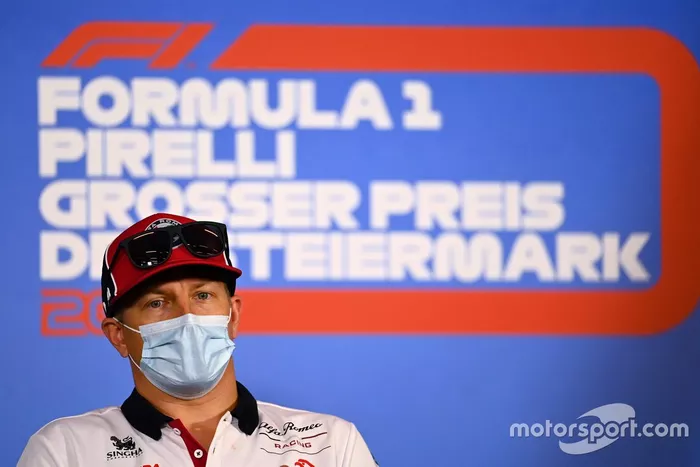 Kimi Raikkonen, Alfa Romeo en la conferencia de prensa