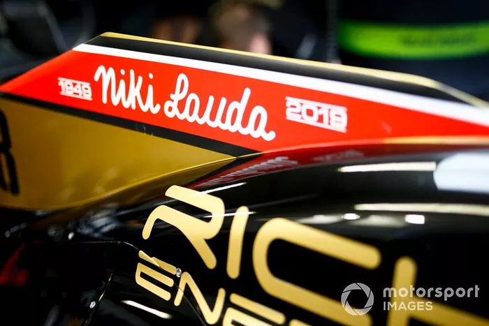 Tributo Haas F1 Team VF-19 