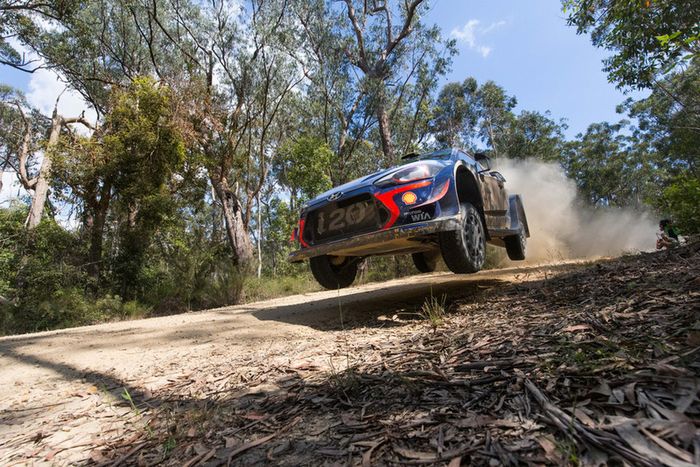 Thierry Neuville, Nicolas Gilsoul, Hyundai i20 WRC, Hyundai Motorsport