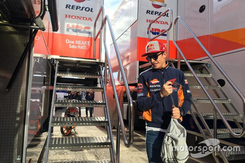 Marc Márquez arriving at Repsol Honda truck
