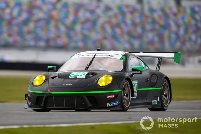 #540 Black Swan Racing Porsche 911 GT3 R, GTD: Timothy Pappas, Matteo Cairoli, Dirk Werner, Marco Seefried