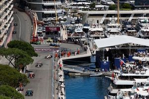 Lewis Hamilton, Ferrari, Fernando Alonso, Aston Martin Racing, Esteban Ocon, Haas F1 Team