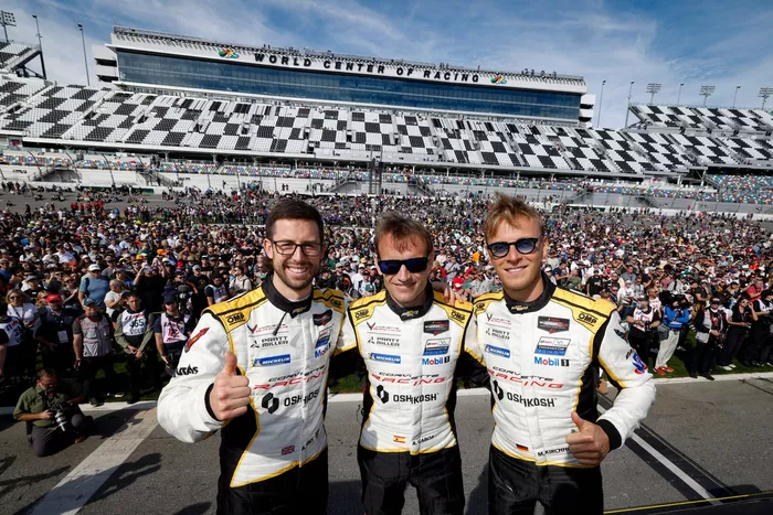 #3 Corvette Racing by Pratt Miller Motorsports Corvette Z06 GT3.R: Antonio Garcia, Alexander Sims, Marvin Kirchhöfer