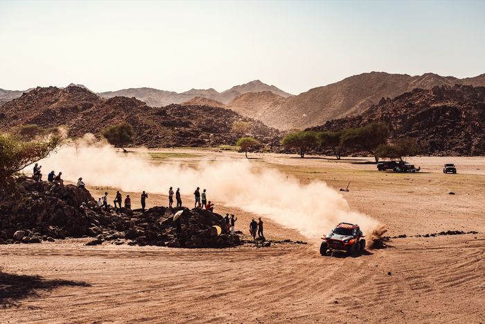 #222 X-Raid Mini JCW Mini: Guillaume De Mevius, Mathieu Baumel