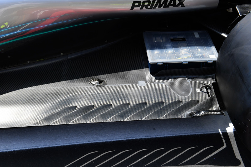 Mercedes-AMG F1 W09 rear floor