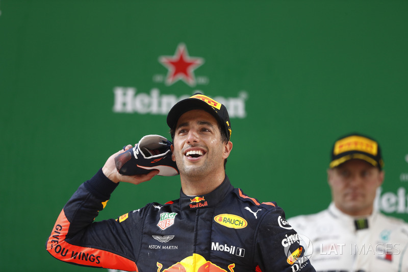 Race winner Daniel Ricciardo, Red Bull Racing