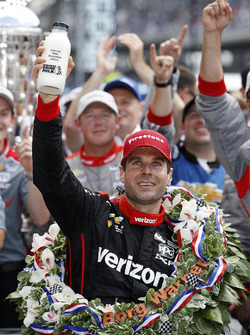Le vainqueur Will Power, Team Penske Chevrolet