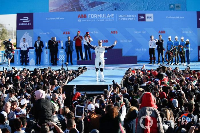 Sam Bird, Envision Virgin Racing, tercero, celebra su podio