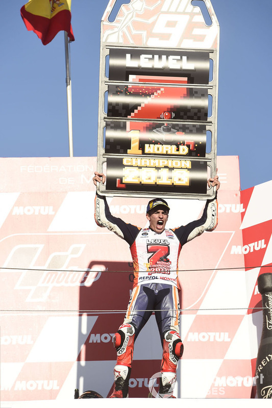 Podio: il vincitore della gara Marc Marquez, Repsol Honda Team