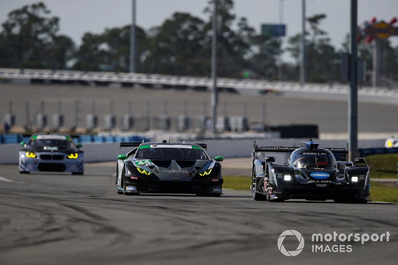 #10 Konica Minolta Cadillac DPi-V.R. Cadillac DPi, DPi: Renger Van Der Zande, Jordan Taylor, Fernando Alonso Diaz, Kamui Kobayashi