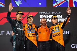 Lando Norris, McLaren, Oscar Piastri, McLaren, George Russell, Mercedes, Andrea Stella, McLaren