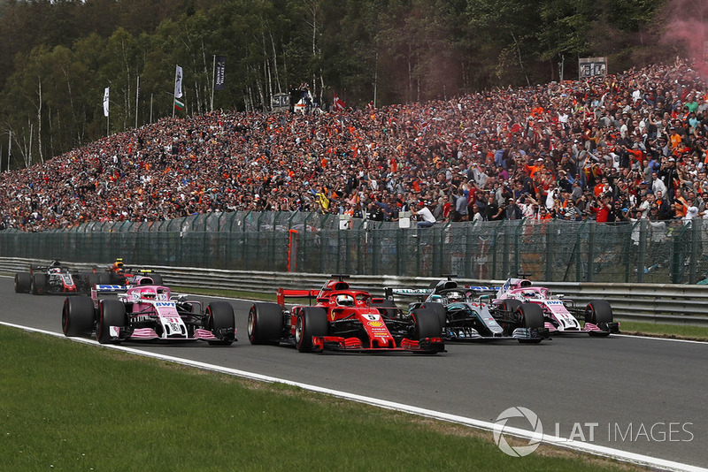 Эстебан Окон, Racing Point Force India F1 VJM11, Себастьян Феттель, Ferrari SF71H, Льюис Хэмилтон, Mercedes AMG F1 W09, и Серхио Перес, Racing Point Force India F1 VJM11