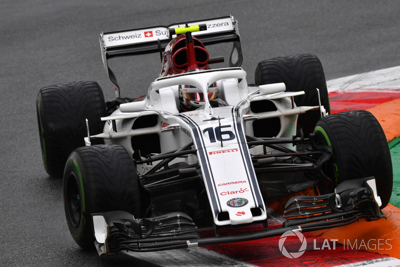 <img src="https://cdn-1.motorsport.com/static/custom/car-thumbs/F1_2018/TESTS/sauber.png" alt="" width="250" /> Sauber