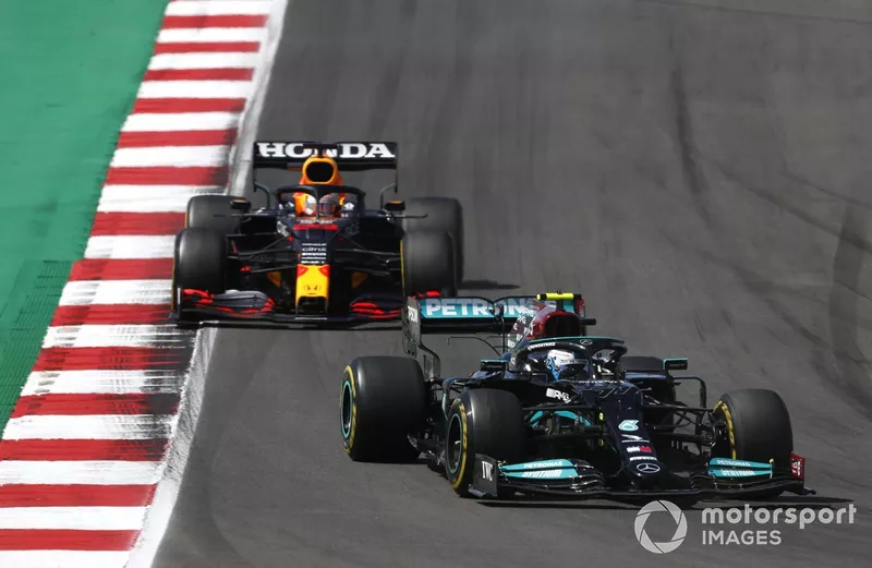 Valtteri Bottas, Mercedes W12, Max Verstappen, Red Bull Racing RB16B