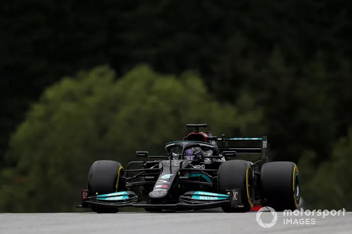 Lewis Hamilton, Mercedes W12