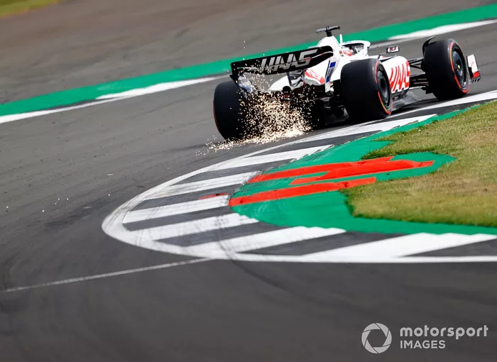 Kevin Magnussen, Haas VF-22