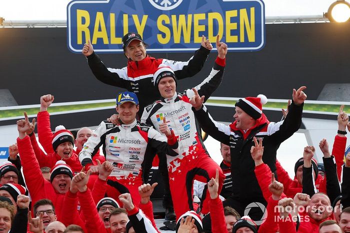 Shigeki Tomoyama, President, GAZOO Racing Company, Ott Tänak, Martin Järveoja, Toyota Gazoo Racing WRT team