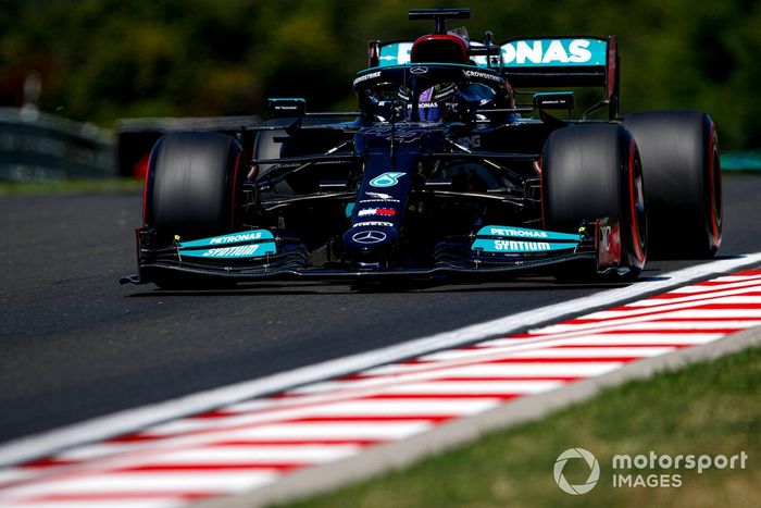 Lewis Hamilton, Mercedes W12